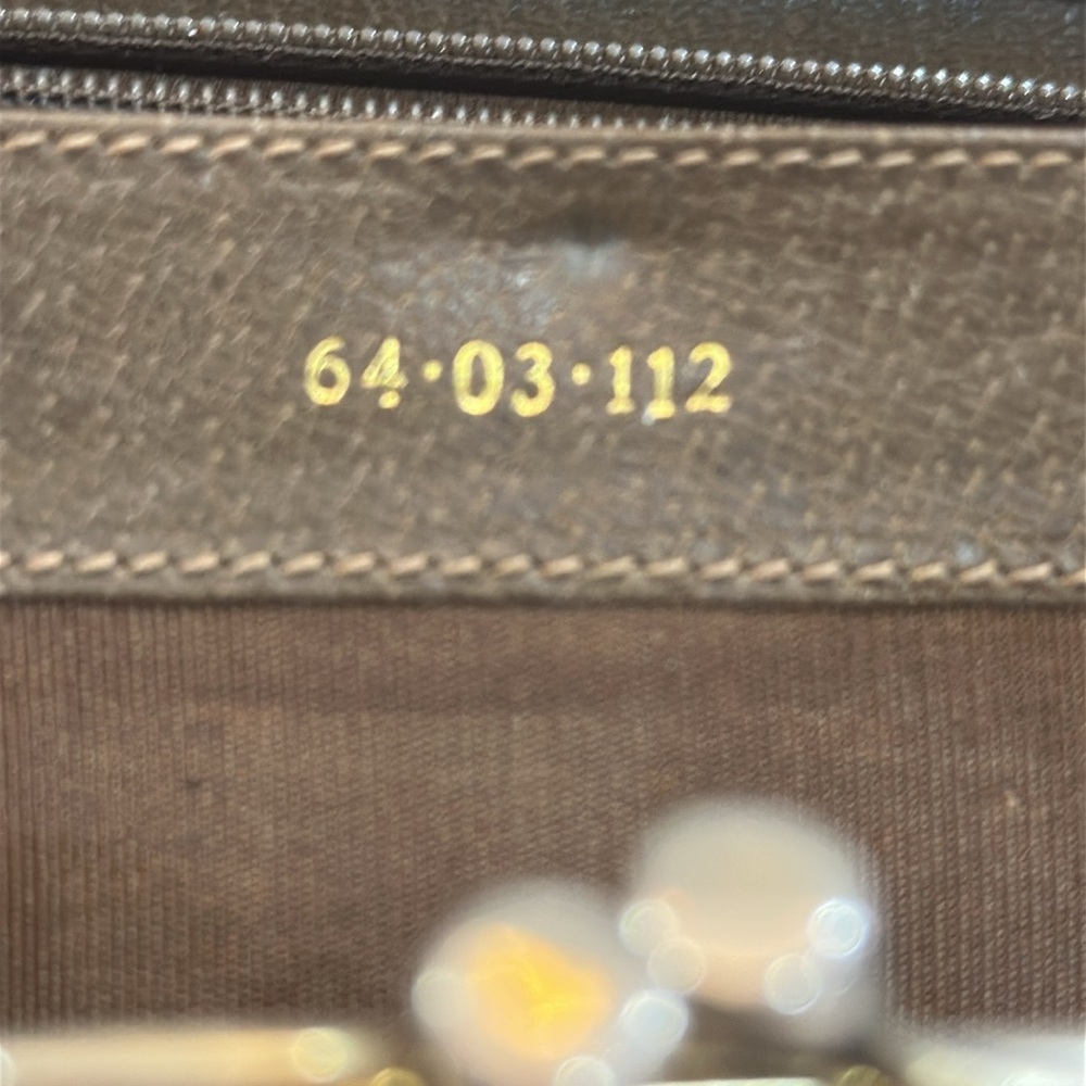 Gucci Wallet Accessory Collection - Picture 5 of 12